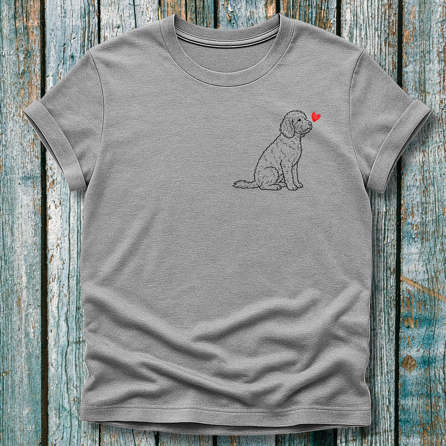Gray -shirt with Doodle dog graphic and a love heart